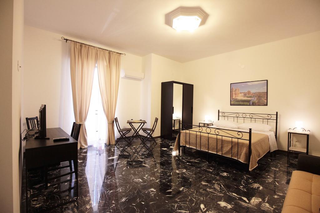 B&B Tari Syracuse Bagian luar foto