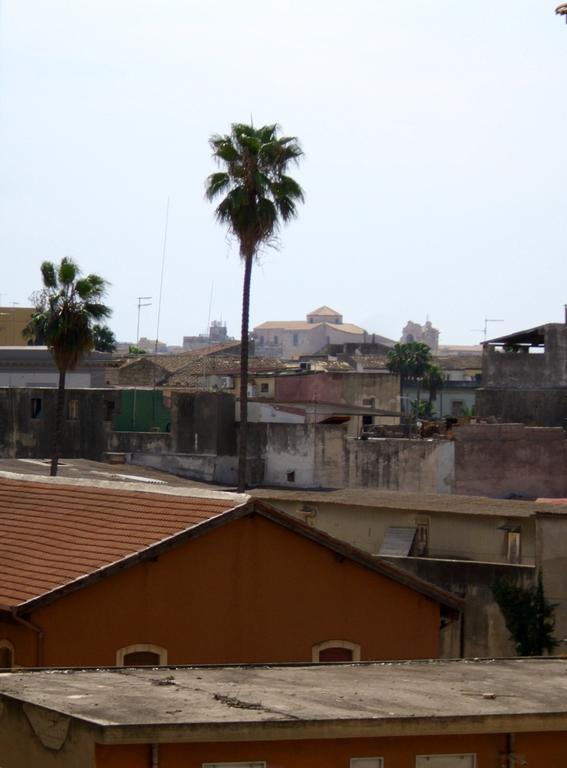 B&B Tari Syracuse Bagian luar foto